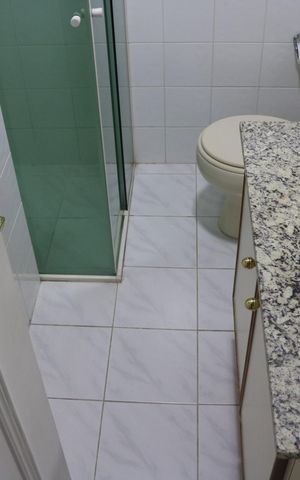 Apartamento à venda com 105m², 2 quartos e 2 vagasBanheiro 2