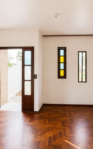 Casa para alugar com 200m², 4 quartos e 3 vagasSala
