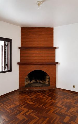 Casa para alugar com 200m², 4 quartos e 3 vagasSala