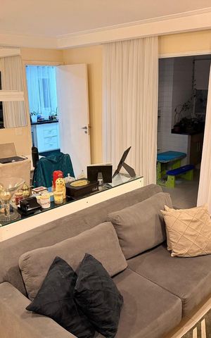 Apartamento à venda com 107m², 3 quartos e 2 vagas Apartamento à venda com 107m², 3 quartos e 2 vagasSala