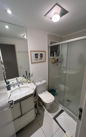 Apartamento à venda com 74m², 2 quartos e 1 vaga Apartamento à venda com 74m², 2 quartos e 1 vagaBanheiro