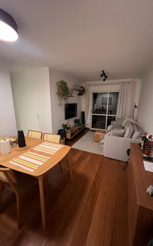 Apartamento à venda com 74m², 2 quartos e 1 vaga Apartamento à venda com 74m², 2 quartos e 1 vagaSala