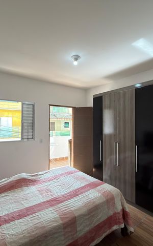 Casa à venda com 250m², 3 quartos e 1 vaga Casa à venda com 250m², 3 quartos e 1 vagaQuarto casa 1