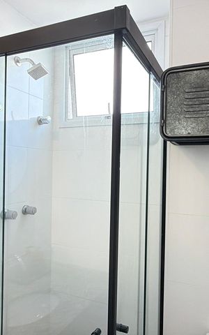 Apartamento à venda com 49m², 2 quartos e 1 vaga Apartamento à venda com 49m², 2 quartos e 1 vagaBanheiro da Suíte