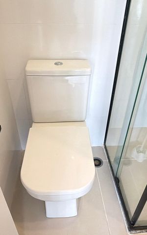 Apartamento à venda com 49m², 2 quartos e 1 vaga Apartamento à venda com 49m², 2 quartos e 1 vagaBanheiro