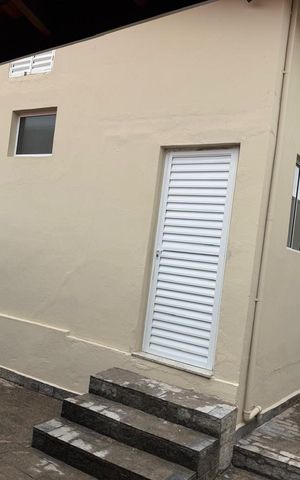 Casa à venda com 200m², 4 quartos e 3 vagas