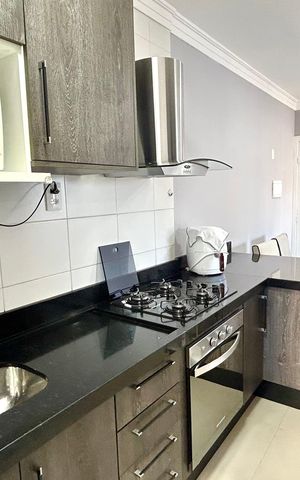 Apartamento à venda com 49m², 2 quartos e 1 vaga Apartamento à venda com 49m², 2 quartos e 1 vagaCozinha