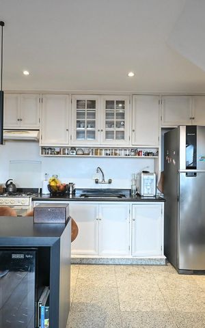 Apartamento à venda com 98m², 1 quarto e 2 vagasCozinha