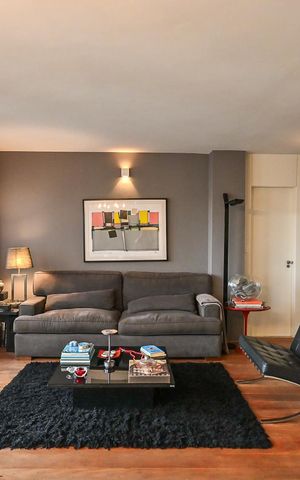 Apartamento à venda com 98m², 1 quarto e 2 vagasSala