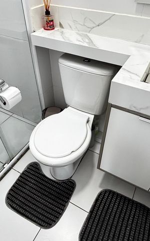 Apartamento à venda com 56m², 2 quartos e 1 vaga Apartamento à venda com 56m², 2 quartos e 1 vagaBanheiro
