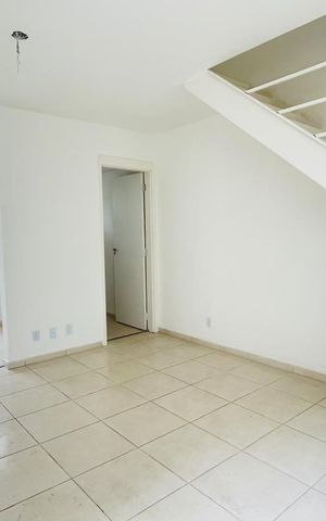 Casa de condomínio para alugar com 60m², 2 quartos e 1 vaga Casa de condomínio para alugar com 60m², 2 quartos e 1 vagaSala