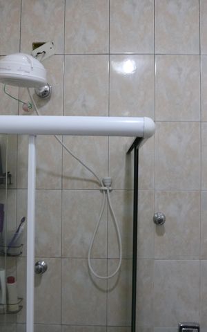 Apartamento para alugar com 78m², 2 quartos e sem vagaBanheiro