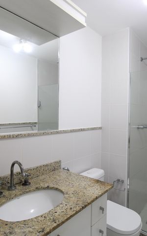Apartamento à venda com 112m², 3 quartos e 2 vagasBanheiro da suíte