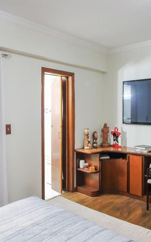 Apartamento à venda com 140m², 3 quartos e 2 vagasSuíte 1