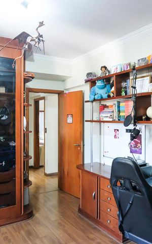 Apartamento à venda com 140m², 3 quartos e 2 vagasSuíte 3