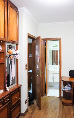 Apartamento à venda com 140m², 3 quartos e 2 vagasSuíte 2