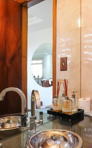 Apartamento à venda com 140m², 3 quartos e 2 vagasLavabo