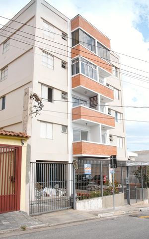 Apartamento para alugar com 42m², 2 quartos e 1 vaga Apartamento para alugar com 42m², 2 quartos e 1 vagaFachada
