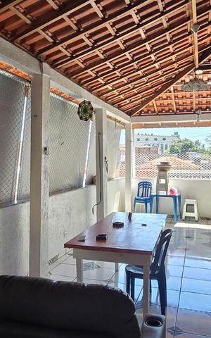Casa à venda com 300m², 6 quartos e 3 vagas Casa à venda com 300m², 6 quartos e 3 vagasArea Gourmet