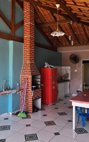 Casa à venda com 300m², 6 quartos e 3 vagas Casa à venda com 300m², 6 quartos e 3 vagasArea Gourmet