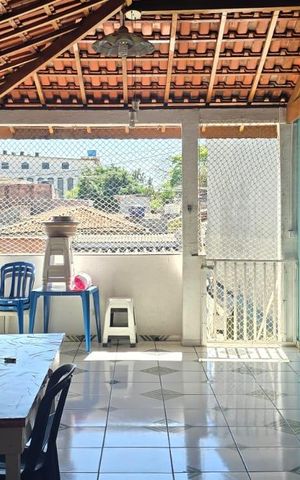 Casa à venda com 300m², 6 quartos e 3 vagas Casa à venda com 300m², 6 quartos e 3 vagasArea Gourmet