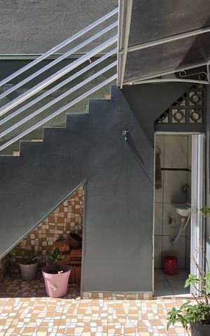 Casa à venda com 300m², 6 quartos e 3 vagas