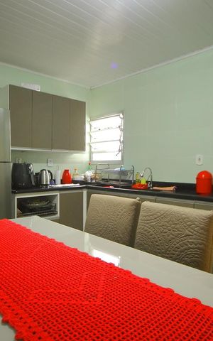 Casa para alugar com 151m², 3 quartos e 2 vagasCozinha 