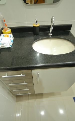 Casa para alugar com 151m², 3 quartos e 2 vagasBanheiro 