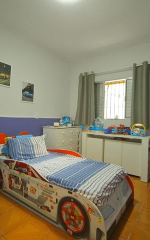 Casa para alugar com 151m², 3 quartos e 2 vagasQuarto 2