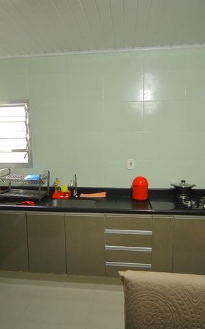 Casa para alugar com 151m², 3 quartos e 2 vagasCozinha 