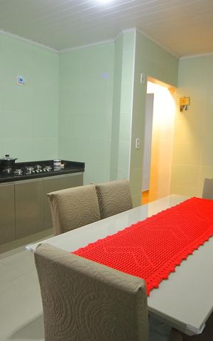 Casa para alugar com 151m², 3 quartos e 2 vagasCozinha 