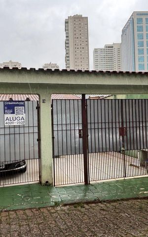 Casa para alugar com 151m², 3 quartos e 2 vagasFachada 