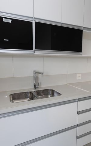 Apartamento para alugar com 72m², 2 quartos e 2 vagas Apartamento para alugar com 72m², 2 quartos e 2 vagasCozinha