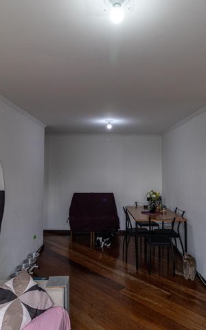 Apartamento à venda com 49m², 2 quartos e 1 vaga Apartamento à venda com 49m², 2 quartos e 1 vagaSala