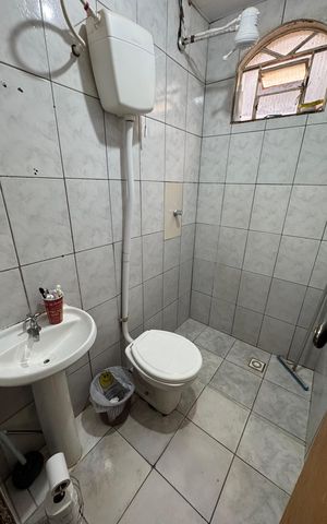 Casa para alugar com 95m², 2 quartos e 1 vaga Casa para alugar com 95m², 2 quartos e 1 vagaBanheiro