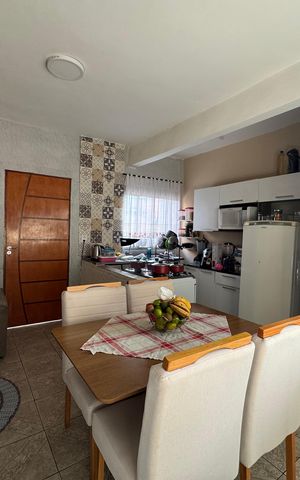 Casa à venda com 250m², 6 quartos e 1 vaga Casa à venda com 250m², 6 quartos e 1 vagaSala/Cozinha - Casa 2