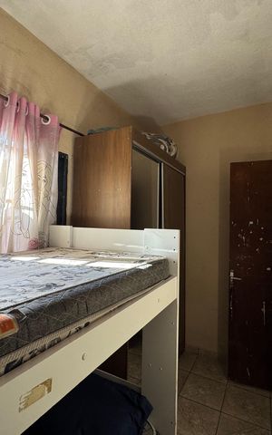 Casa à venda com 250m², 6 quartos e 1 vaga Casa à venda com 250m², 6 quartos e 1 vagaQuarto 2 - Casa 2