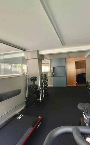 Apartamento à venda com 115m², 2 quartos e 3 vagas Apartamento à venda com 115m², 2 quartos e 3 vagasÁrea comum - Academia