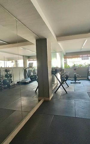 Apartamento à venda com 115m², 2 quartos e 3 vagas Apartamento à venda com 115m², 2 quartos e 3 vagasÁrea comum - Academia