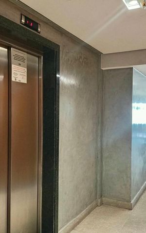 Apartamento à venda com 115m², 2 quartos e 3 vagas Apartamento à venda com 115m², 2 quartos e 3 vagasElevadores