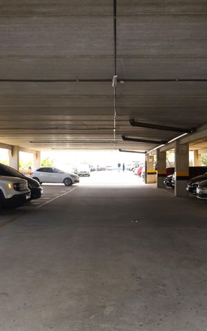 Apartamento à venda com 42m², 2 quartos e sem vagaÁrea comum - Estacionamento
