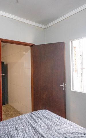 Casa à venda com 160m², 5 quartos e 1 vaga Casa à venda com 160m², 5 quartos e 1 vagaQuarto