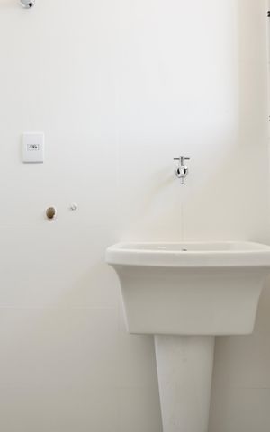 Apartamento à venda com 64m², 2 quartos e 2 vagasCozinha e Área de Serviço