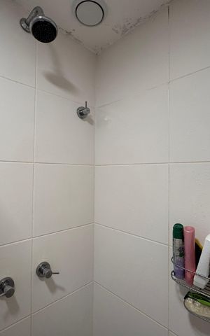 Apartamento à venda com 70m², 1 quarto e 1 vaga Apartamento à venda com 70m², 1 quarto e 1 vaga Banheiro Social