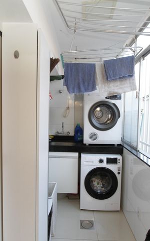Apartamento à venda com 107m², 3 quartos e 1 vagaÁrea de Serviço