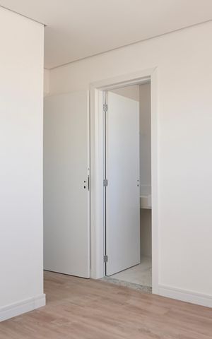 Apartamento à venda com 117m², 3 quartos e 2 vagas Apartamento à venda com 117m², 3 quartos e 2 vagasSuíte
