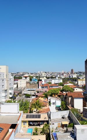 Apartamento à venda com 117m², 3 quartos e 2 vagas Apartamento à venda com 117m², 3 quartos e 2 vagasVista
