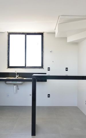 Apartamento à venda com 117m², 3 quartos e 2 vagas Apartamento à venda com 117m², 3 quartos e 2 vagasCozinha