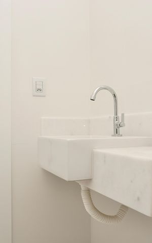 Apartamento à venda com 187m², 3 quartos e 2 vagasSuíte 1 - Banheiro 