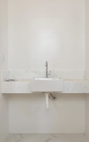 Apartamento à venda com 187m², 3 quartos e 2 vagasSemi-suítes - Banheiro 